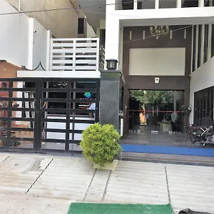 Park Plaza Hotel
